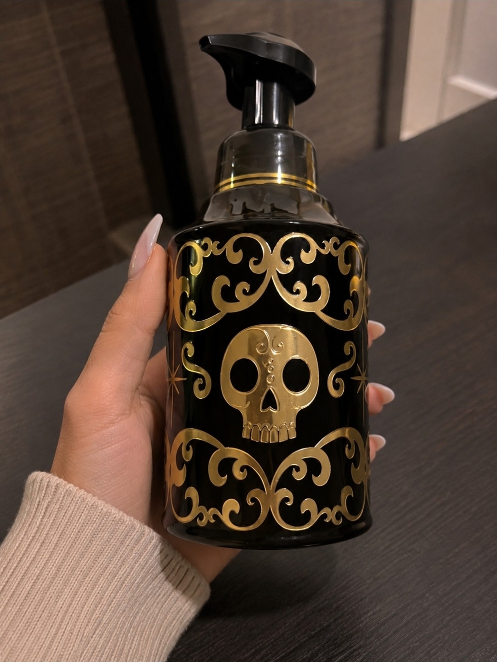 Black & Gold Skull Lotion Pump - Decorative Soap Dispenser